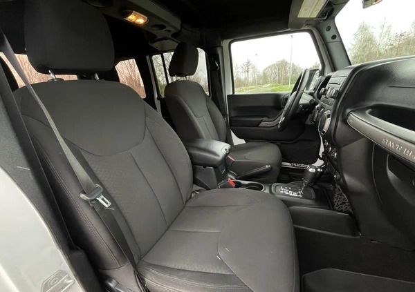 Jeep Wrangler cena 106000 przebieg: 146900, rok produkcji 2016 z Lublin małe 466